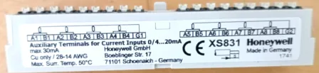 Honeywell XS831 - Auxiliary terminal blocks (for connecting 0 to 20 mA signals). Each terminal block consists of two groups of four pairs of plug-in terminals (each with a 499 Ω resistor to ground) to support up to eight current inputs. For CLIOP830A and CLIOP831A only., pack of 10 units